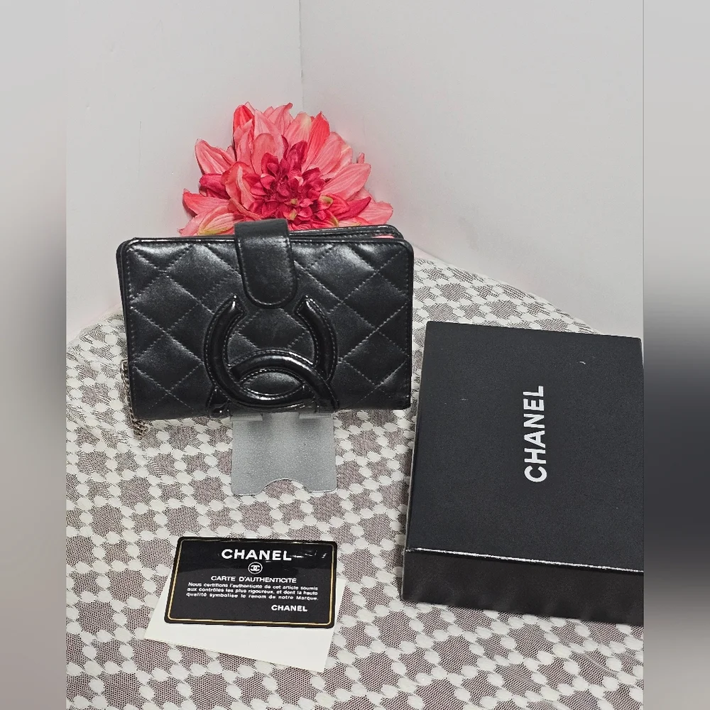Authentic Chanel Bifold Cambon line wallet with Box/ Card - Picture 16 of 17